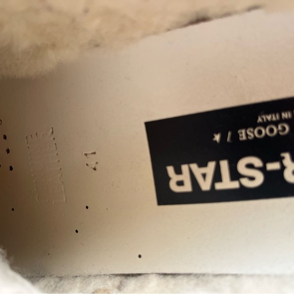 Size 41 golden goose slides with fur great condition. W/BOX Original price $1025 - Picture 6 of 12